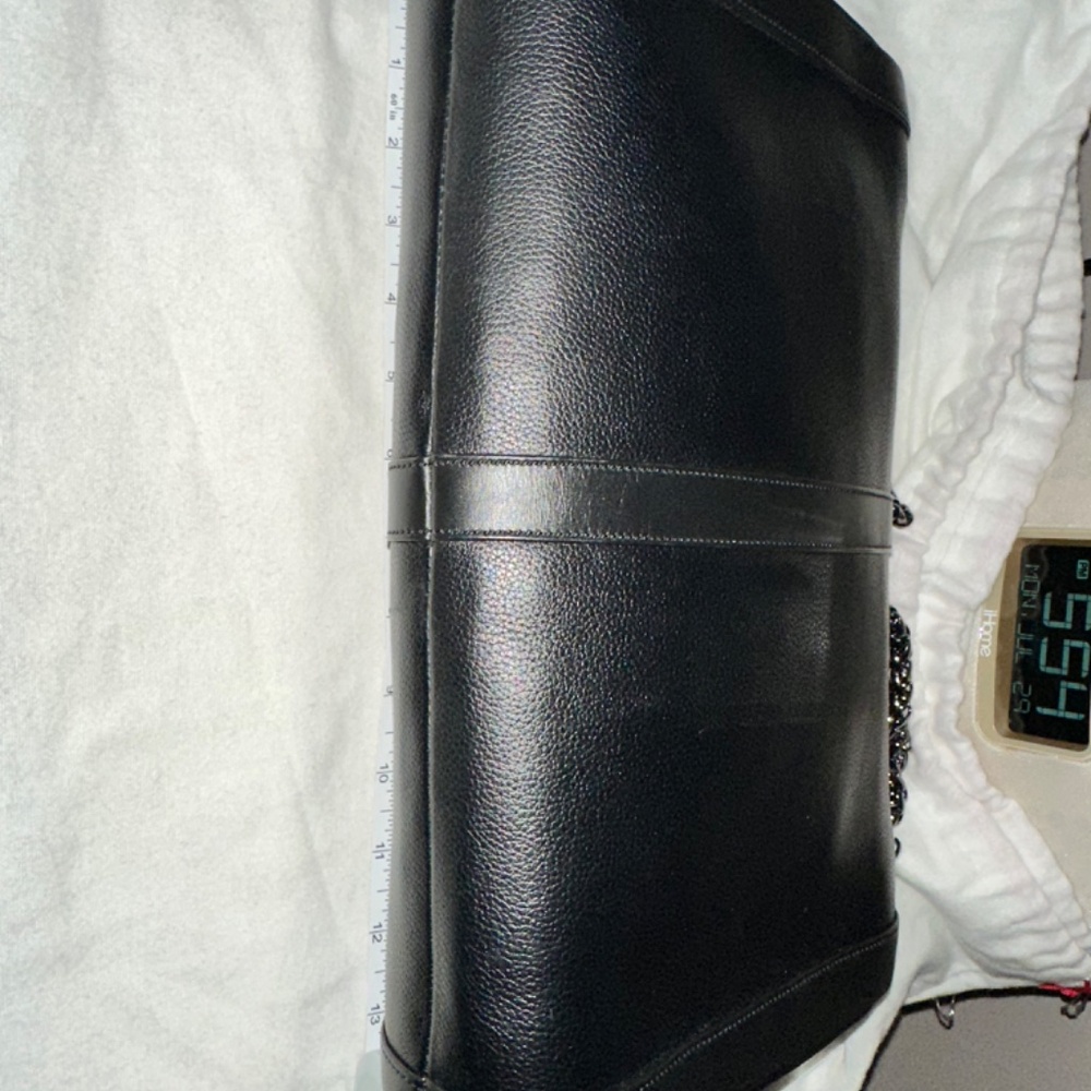 Christian Louboutin SWEET CHARITY PURSE - Picture 11 of 13